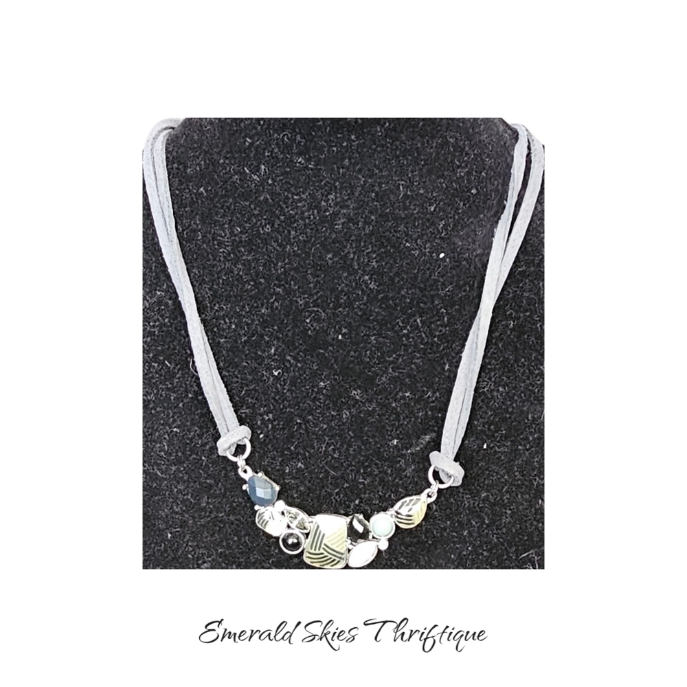 vintage lia sophia Gemstone necklace With Leather Chain
